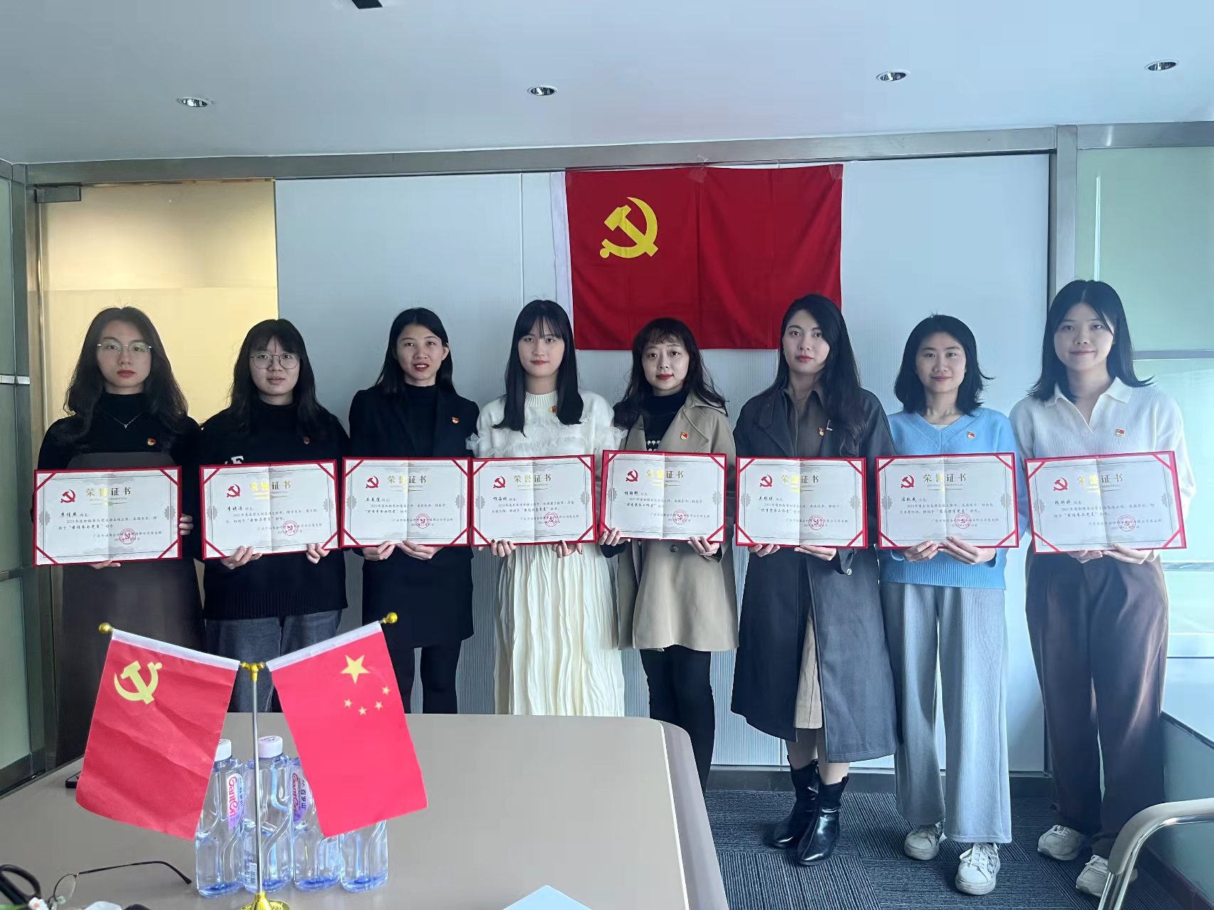 中海粵黨支部開展“2021年度優秀黨員(yuán)”評選工作 中海粵黨支部開展“2021年度優秀黨員(yuán)”評選工作