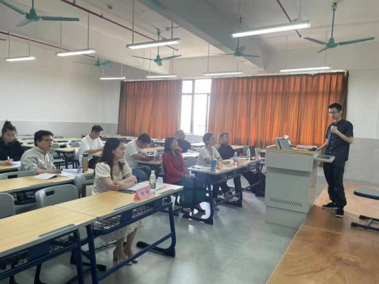 中海粵會計所副所長(cháng)湯詩惠受邀參加廣東白雲學院會計學院校内公開答(dá)辯會 中海粵會計所副所長(cháng)湯詩惠受邀參加廣東白雲學院會計學院校内公開答(dá)辯會