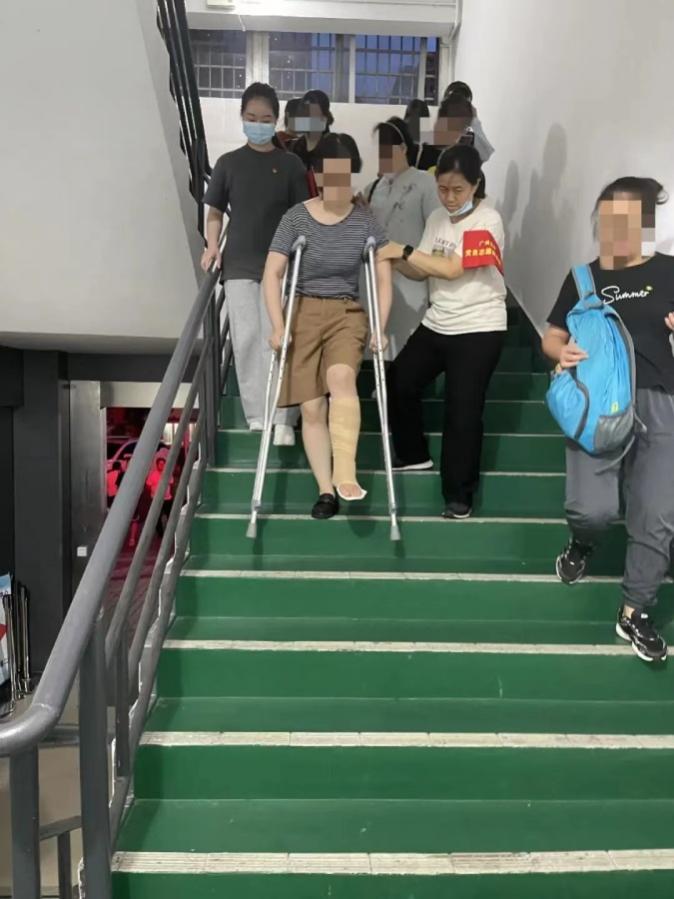心系行業暖心護航,積極助力金榜題名——廣東中海粵會計師事務所2023年注冊會計師全國統一考試廣州考區(qū)黨員(yuán)護考志願服務隊模範紀事 心系行業暖心護航,積極助力金榜題名——廣東中海粵會計師事務所2023年注冊會計師全國統一考試廣州考區(qū)黨員(yuán)護考志願服務隊模範紀事