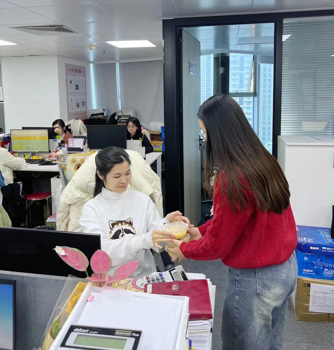 吃(chī)暖心湯圓,過寒冷(lěng)冬至 吃(chī)暖心湯圓,過寒冷(lěng)冬至
