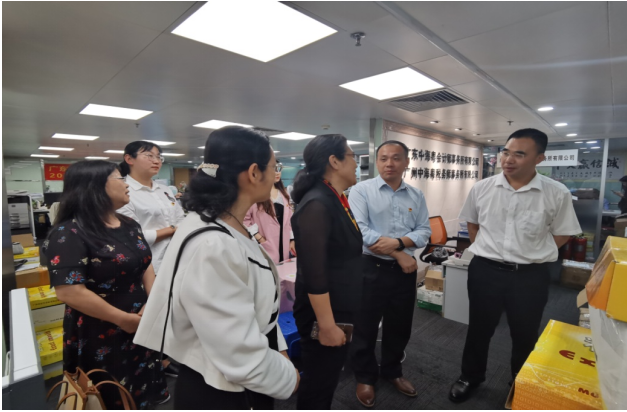 熱(rè)烈歡迎廣東白雲學院會計學院師生莅臨中海粵會計所現場(chǎng)答(dá)辯 熱(rè)烈歡迎廣東白雲學院會計學院師生莅臨中海粵會計所現場(chǎng)答(dá)辯